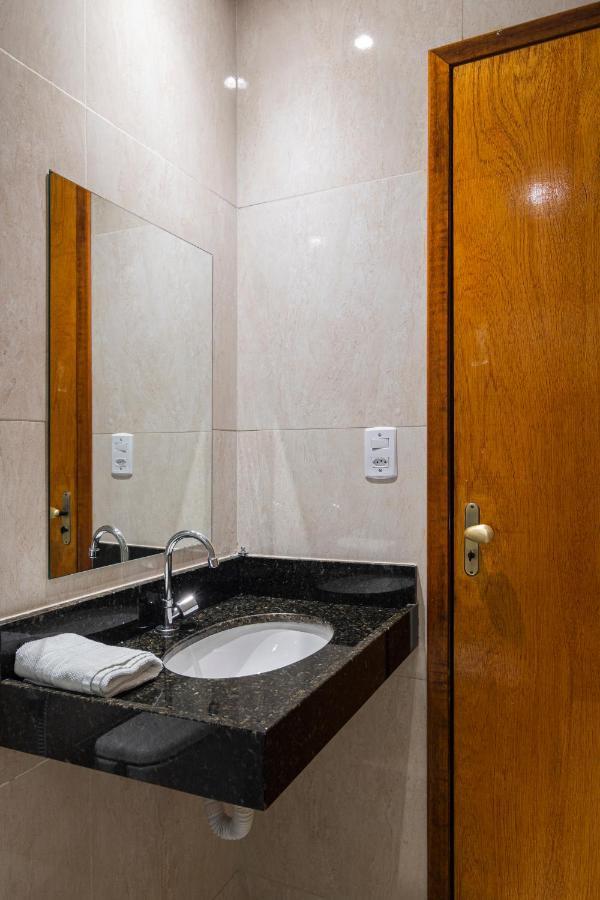 Mega Aeroporto Hotel Apenas 1 Km De Distancia Do Aeroporto De Fortaleza Kültér fotó